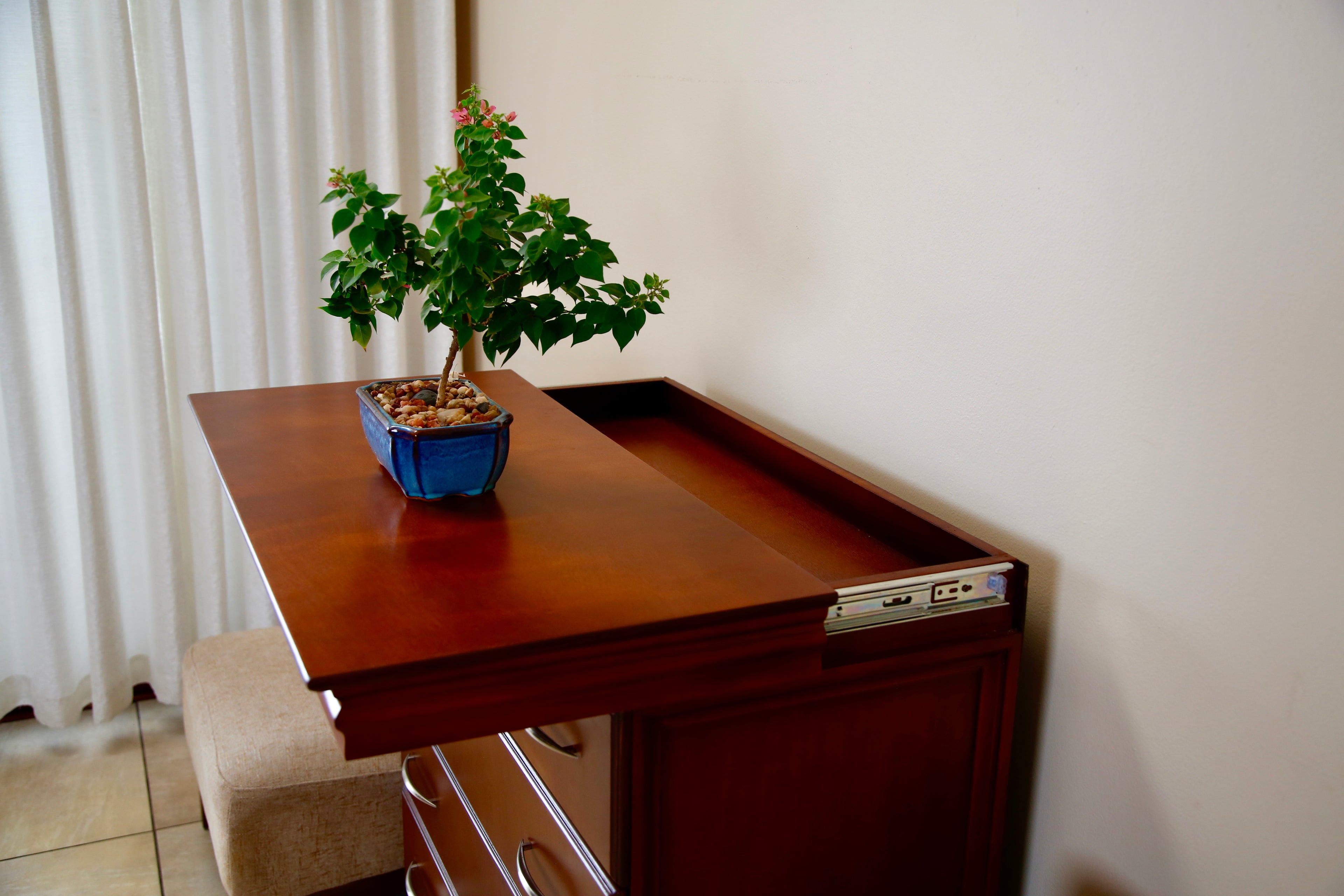 Manyara chest of 5 drawers