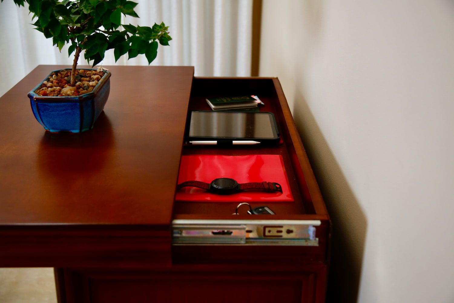 Manyara chest of 5 drawers