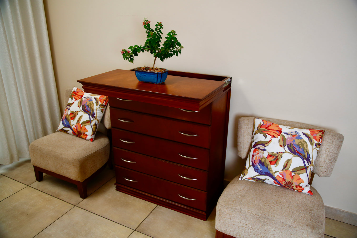 Manyara chest of 5 drawers