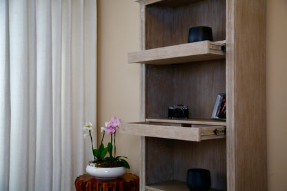 Ivalo bookshelf